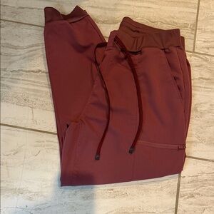 Fabletics Women’s XL Muave On-Call Scrubs Joggers